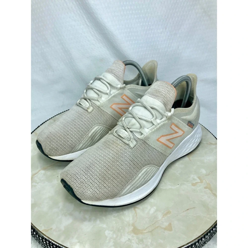 New Balance Fresh Foam Roav Running Shoes Women 9.5 Cream Peach Sporty Sneakers